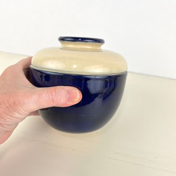 Tuhu Pottery Ceramic Bowl with Lid in Indigo - Picture 2 of 7